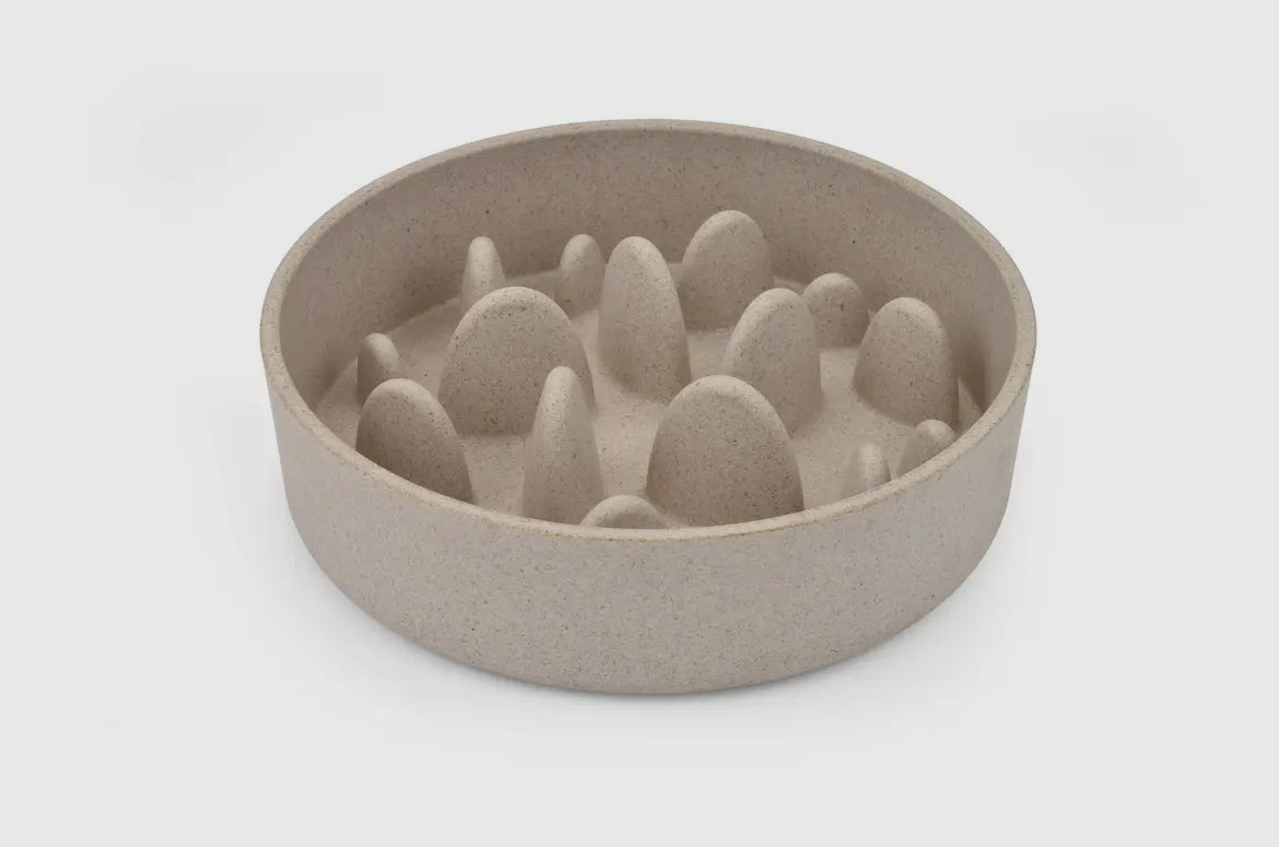 🐶 Gamelle anti-glouton en bambou – 17,5 cm de diamètre extérieur x 4,5 cm de hauteur – Antidérapante & Anti-Stress 🌿🐾